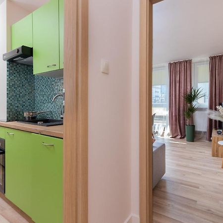 Mokotow Apartments Reytan By Noclegi Renters Warschau Exterior foto