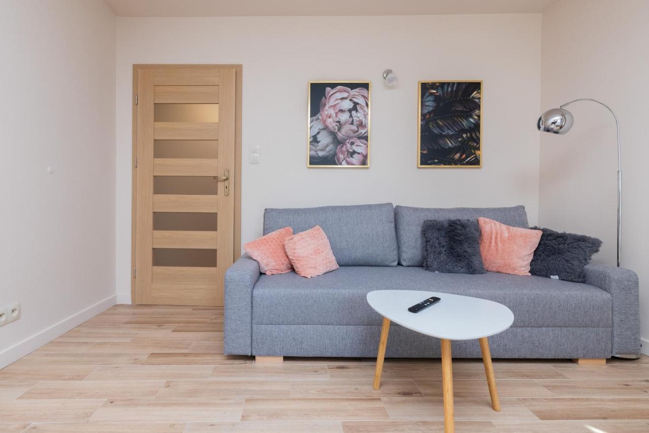 Mokotow Apartments Reytan By Noclegi Renters Warschau Exterior foto