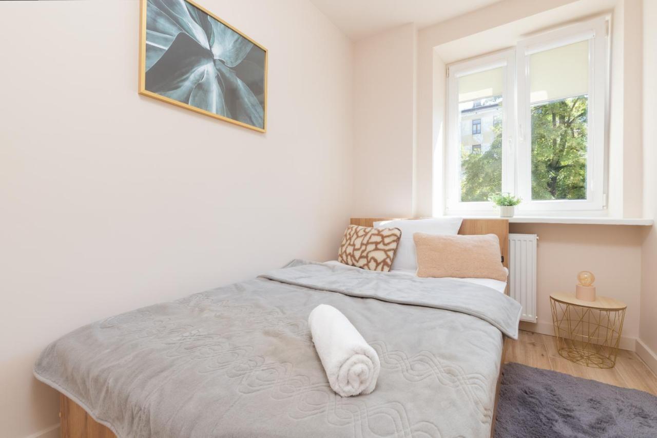 Mokotow Apartments Reytan By Noclegi Renters Warschau Exterior foto